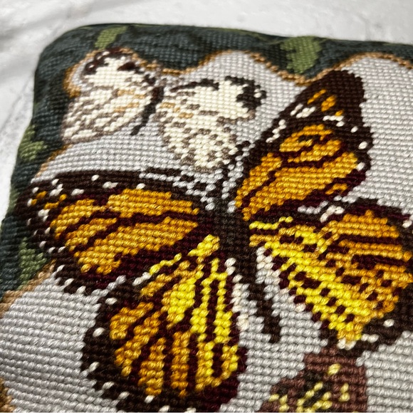 Accent Pillows in Blue with Geometric Pattern - Picture 6 of 7